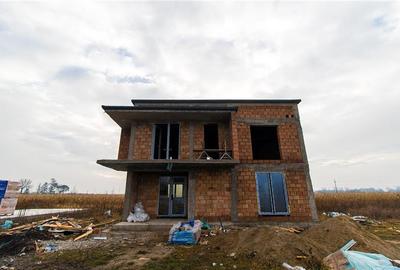 Casă individuală cu 4 camere cu Canalizare în Sânpetru - 6
