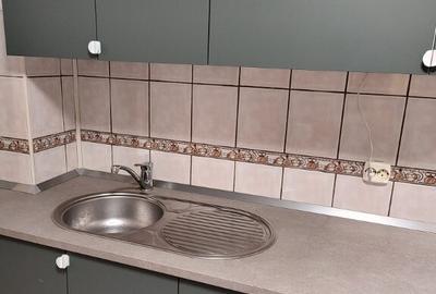 Proprietar,apartament 3 camere modern,renovat,mobila noua,Tineretului - 11