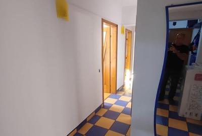 Republicii - Caraiman 3 camere 88 mp etaj 2 - 5