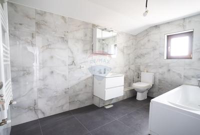 Casă cu 4 camere cu Teren 1000 Mp în Bradu - 16