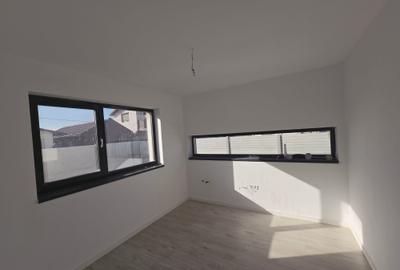 Vila individuala - 4 camere - 2 bai - pod-pompa de caldura-incalzire pardoseala - 3