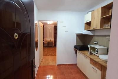 Inchiriez garsoniera - 3