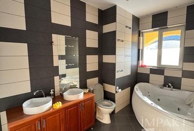 Duplex cu 4 camere cu Canalizare în Dâmbul Rotund - 9