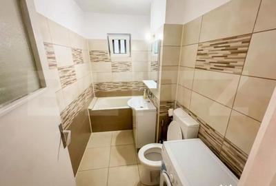 Apartament cu 4 camere semidecomandat în 22 Decembrie - 1