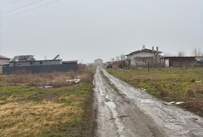 Teren Construcții intravilan de 305 mp, în Sud - 7