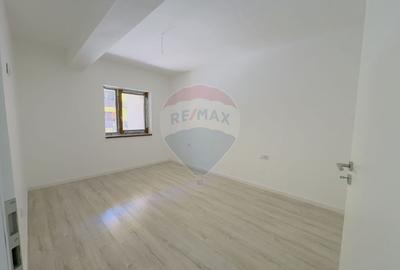 Apartament cu 2 camere decomandat în Oncea - 3