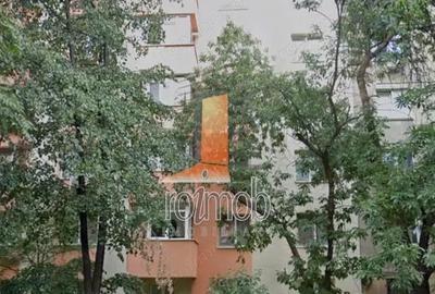 Apartament cu 4 camere semidecomandat în Tei - 1