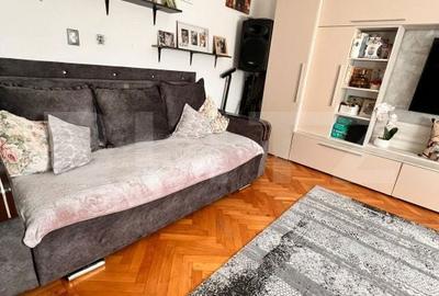 Apartament cu 2 camere decomandat în Central - 2