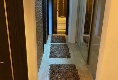 Apartament cu 3 camere decomandat în Km 4 - 4