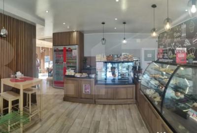 Spațiu comercial, de 200 mp, în Central - 10