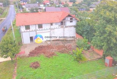 Casa + teren de vanzare – Comuna Girov - 1