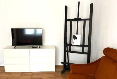 Inchiriez apartament 3 camere Calea 13 Septembrie, zona Prosper Mall Inchiriez apartament 3 camere Calea 13 Septembrie, zona Prosper Mall - 1