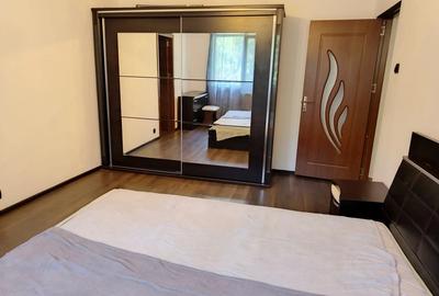 Se ofera spre inchiriere un apartament deosebit cu 3 camere, amenajat , et 3 - 2