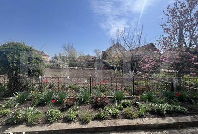 Casă cu 4 camere cu Teren 980 Mp în Central