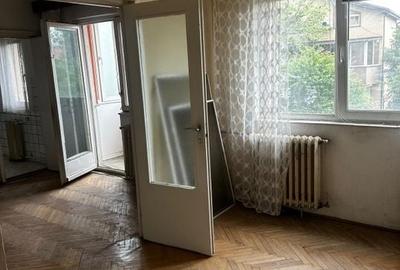 Sagului | 2 Camere | Etaj Intermediar | Bloc Izolat | Boxa - 3