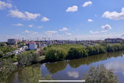 Apartament 4 camere de vanzare Pipera in bloc cu vedere la lac - 1