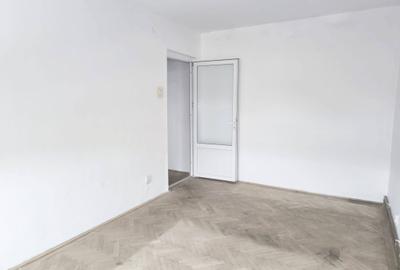 Apartament cu 3 camere decomandat în Vest - 3