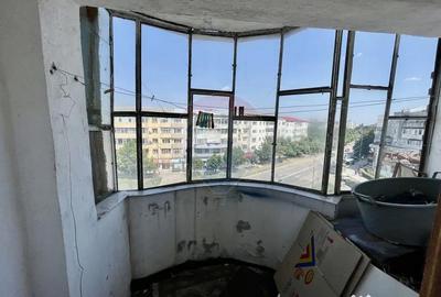 Apartament cu 3 camere decomandat în Brăilei - 16