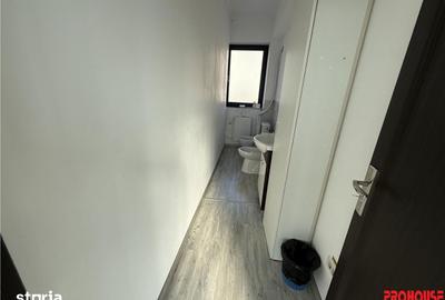Spațiu comercial, de 20 mp, în Central