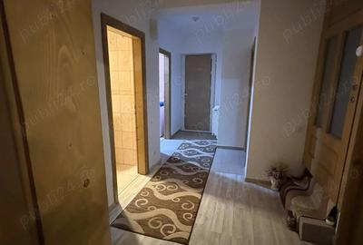 Apartament cu 3 camere decomandat în Giroc - 1
