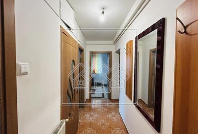 Apartament cu 2 camere decomandat în Aeroport - 1