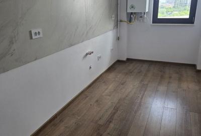 Garsonieră decomandată în Bucium - 4