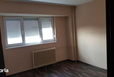 Apartament cu 2 camere semidecomandat în Rahova - 5