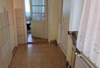 Casă cu 3 camere cu Teren 1769 Mp în Crăciunelu de Jos - 4