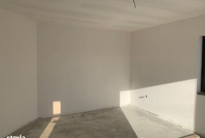 Casă cu 5 camere cu Teren 1390 Mp în Vicovu de Sus - 6