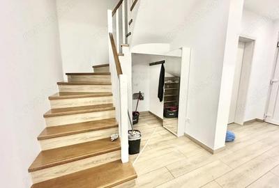 Casă cu 5 camere cu Teren 332 Mp în Moșnița Veche - 10