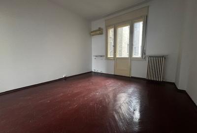 Apartament cu 3 camere semidecomandat în Magheru - 7