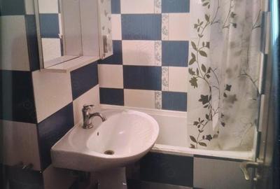 Garsonieră semidecomandată în Micro 3 - 3