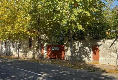 Casă cu 3 camere în Central - 8