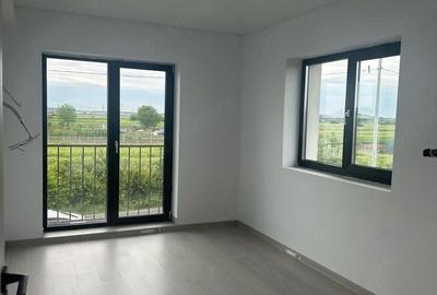 Casă cu 3 camere cu Teren 220 Mp în Dărăști-Ilfov - 1