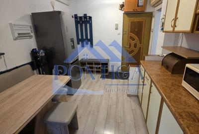 Apartament cu 3 camere decomandat, mobilat în Casa de Cultură - 3