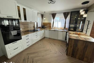 Casă cu 5 camere cu Teren 4101 Mp în Central - 4