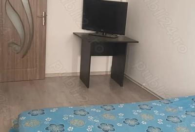 Proprietar inchiriez apartament doua camere decomandate centru - 4