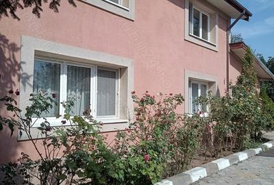 Casă cu 5 camere cu Teren 1000 Mp în Postăvari - 3