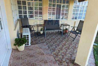 Casă cu 4 camere cu Canalizare în Central - 7