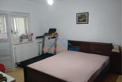 Apartament de vanzare 3 camere zona Bulevardul Constatin Brancoveanu - 4