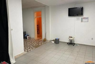 Spațiu comercial, de 132 mp, în Alfa - 9