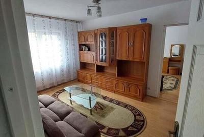 Inchiriez apartament 2 cam nedec zona Govandari,Micro 4 - 1