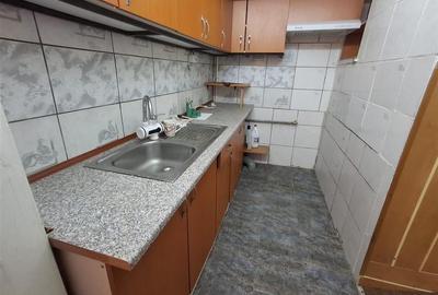 Casa 4 camere garaj pivnita 550mp teren zona Trei Stejari - 6