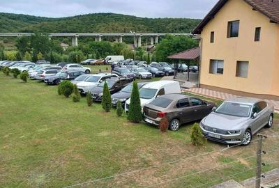 Casă cu 4 camere cu Teren 15000 Mp în Luna - 1