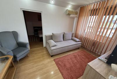 Apartament cu 2 camere semidecomandat, mobilat în City Park Mall