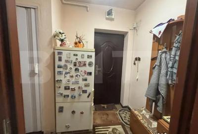 Apartament cu 3 camere semidecomandat, mobilat în Botizului - 1
