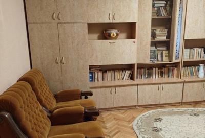 Apartament cu 3 camere decomandat, mobilat în Casa de Cultură - 2