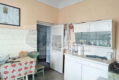 GARA CENTRU PIATA UNIRII TEREN 377 MP CU CASA -300,000 € - 5