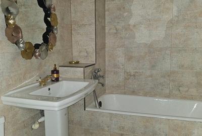 Apartament cu 3 camere decomandat, mobilat în Ultracentral - 13