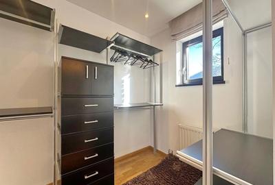 Apartament cu 3 camere decomandat, mobilat în Cetatea - 9